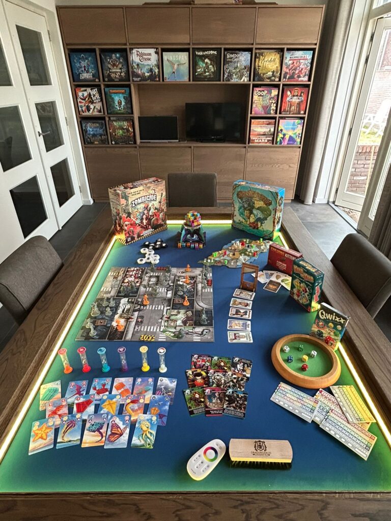 Speeltafel, spelletjestafel.